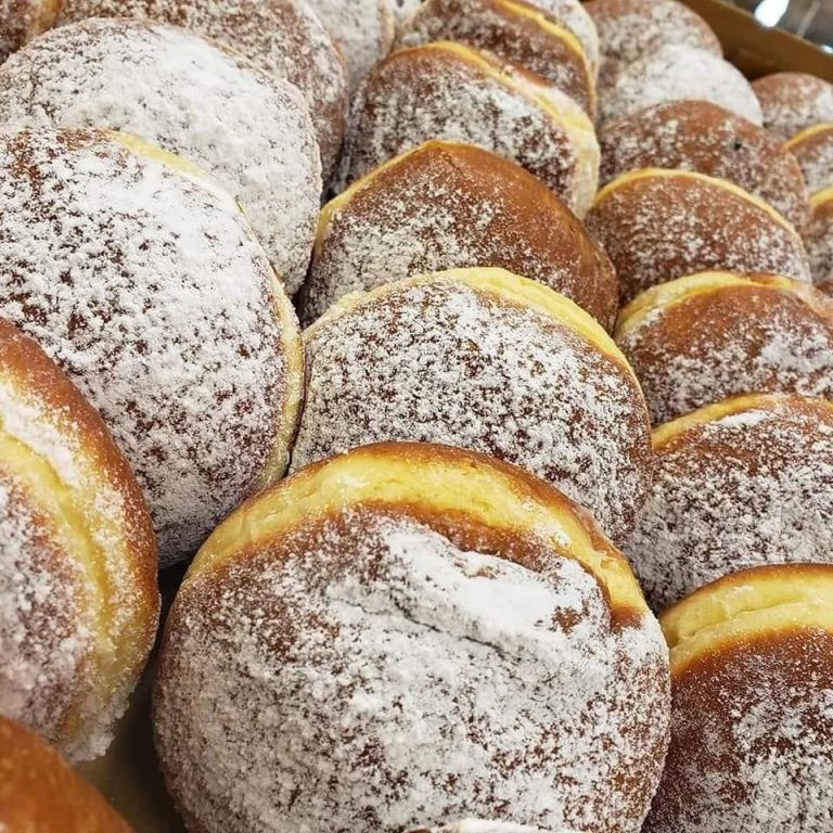 Real Pączki by Ideal Bakery